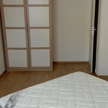 Hina Apartment